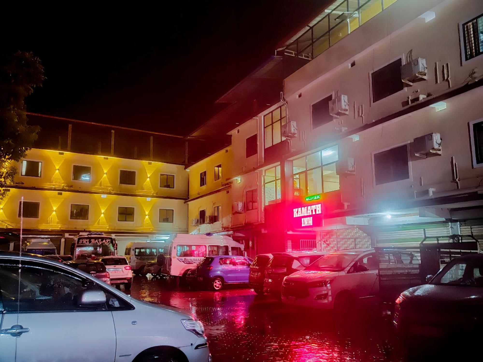 Kamath Inn Mavalli Экстерьер фото