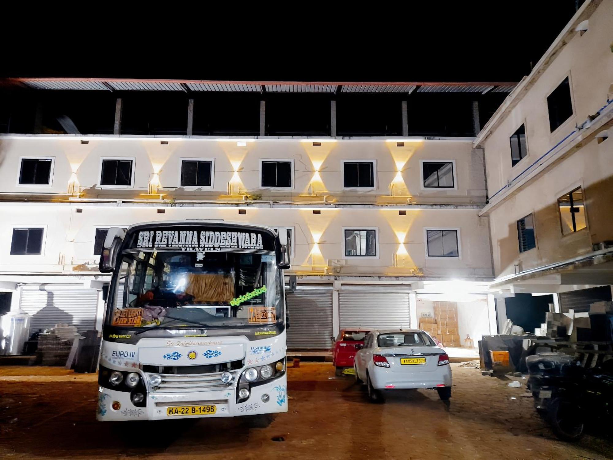 Kamath Inn Mavalli Экстерьер фото